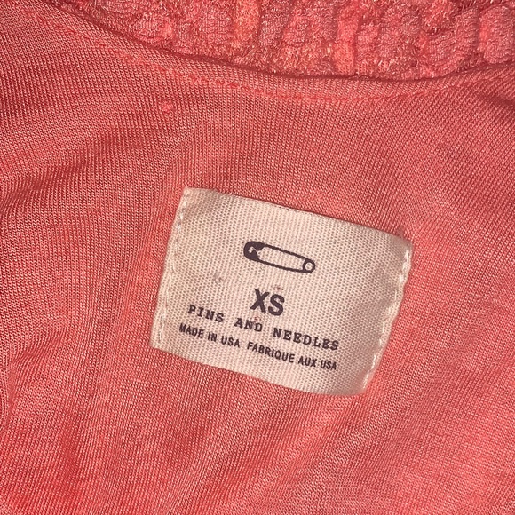 Pins & Needles Urban Outfitters Lace coral XS - Picture 4 of 5
